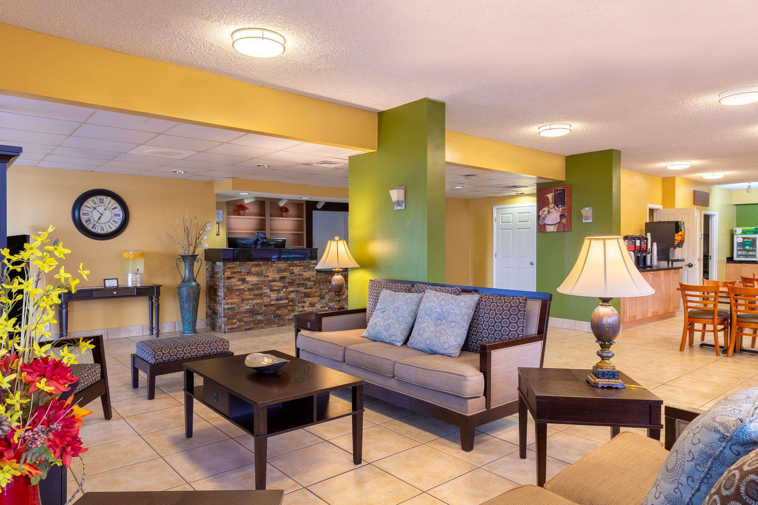 Quality Inn At Arlington Highlands Buitenkant foto