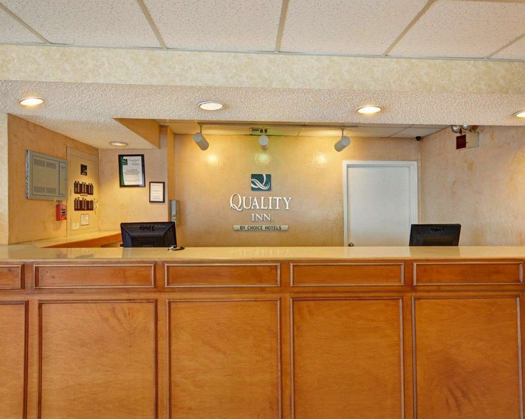 Quality Inn At Arlington Highlands Interieur foto